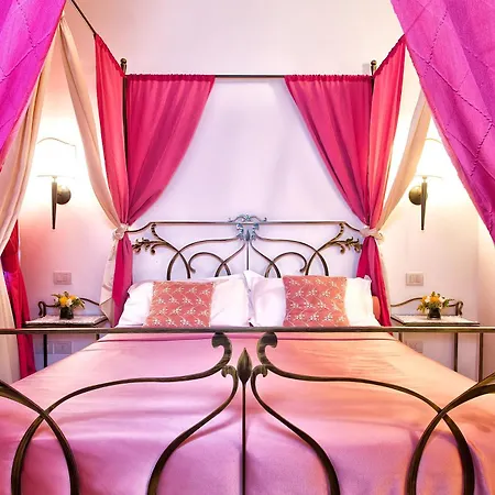 Vite Dorata Couette-café 4*