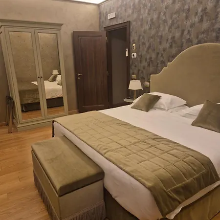 فندق مبيت وإفطار Alla Vite Dorata 3*