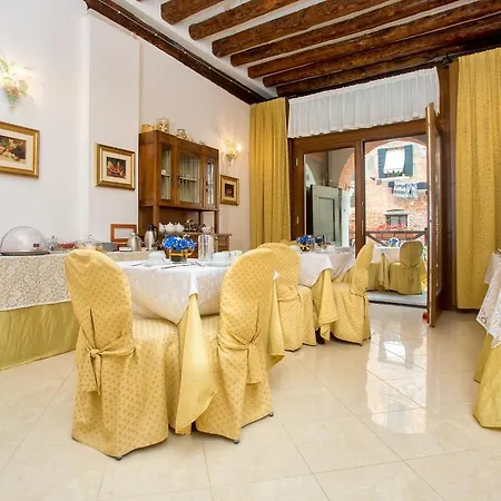 فندق مبيت وإفطار Alla Vite Dorata