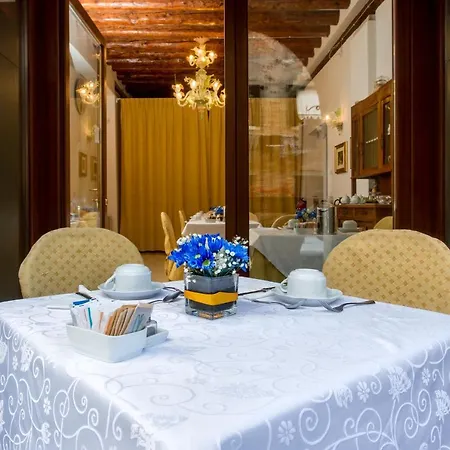 فندق مبيت وإفطار Alla Vite Dorata