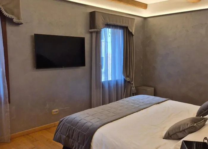 Vite Dorata Couette-café Venise