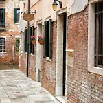 Bed & Breakfast Vite Dorata Venice