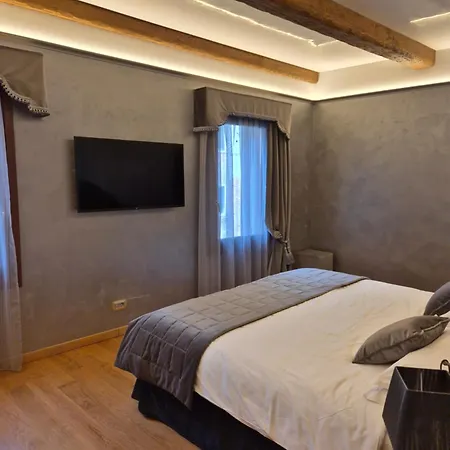 阿拉维特多拉塔酒店 住宿加早餐酒店 威尼斯