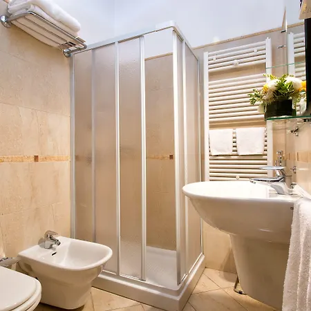 阿拉维特多拉塔酒店